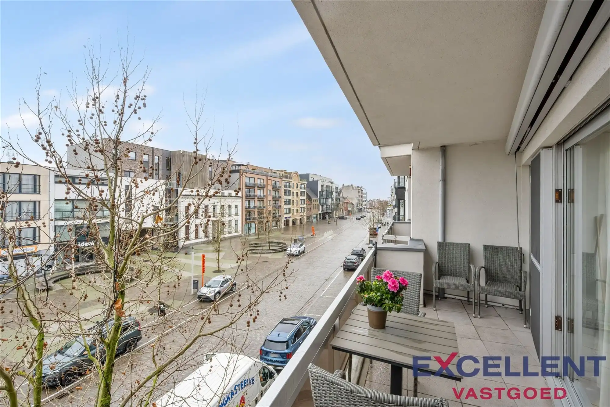 Centraal gelegen 2 slpk appartement op de Markt van Deinze  foto 7