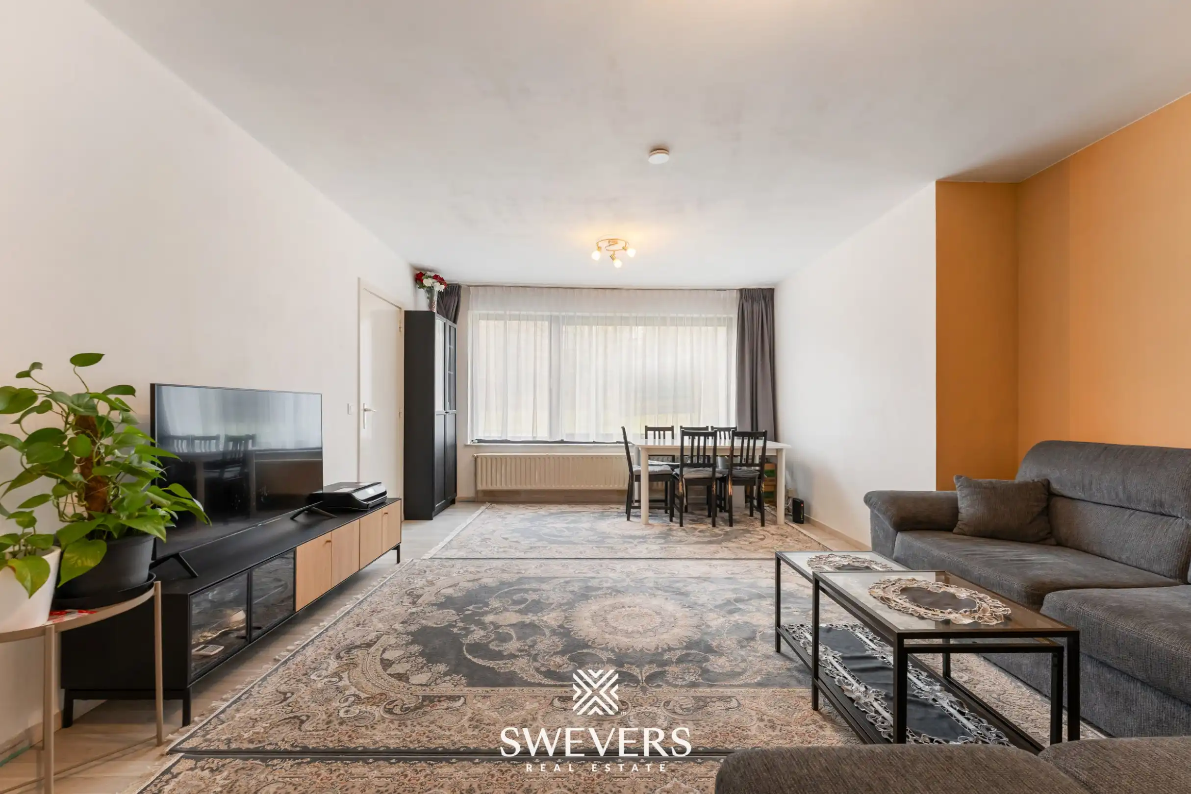 Mooi appartement, 2 slpk, met ruime autostaanplaats en aparte kelderberging foto 3