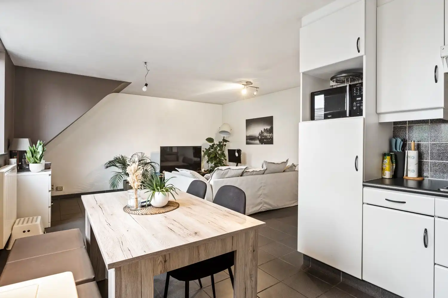 Leuk appartement met terras op gunstige locatie te Lint foto {{pictureIndex}}