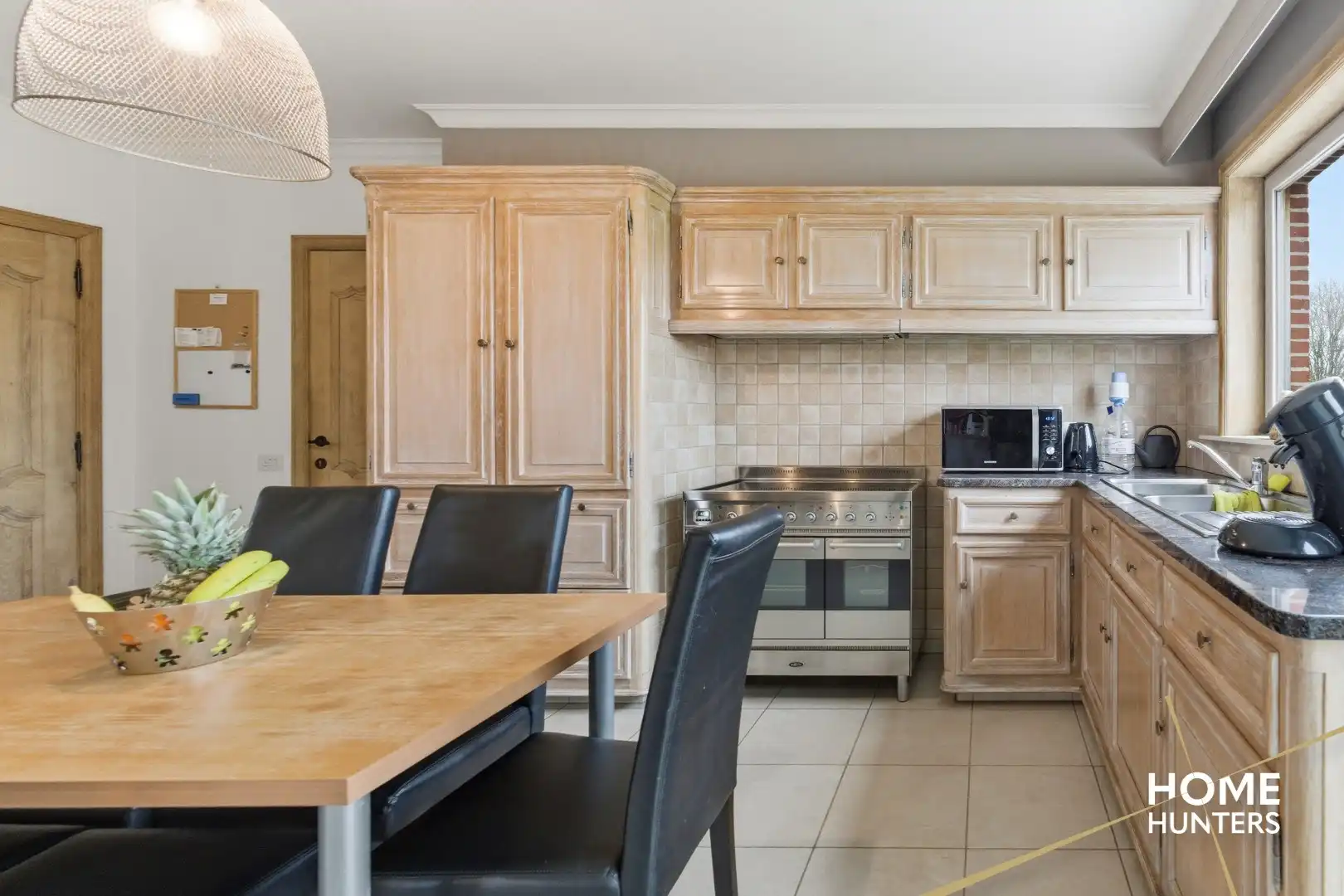 Instapklare villa met prachtige verzichten op toplocatie in Kortemark! foto 10