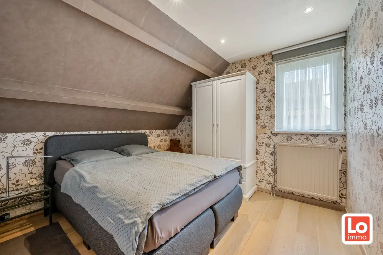 VERKOCHT! Charmante alleenstaande woning met inpandige garage op een zeer goede locatie in Oostakker. foto 23