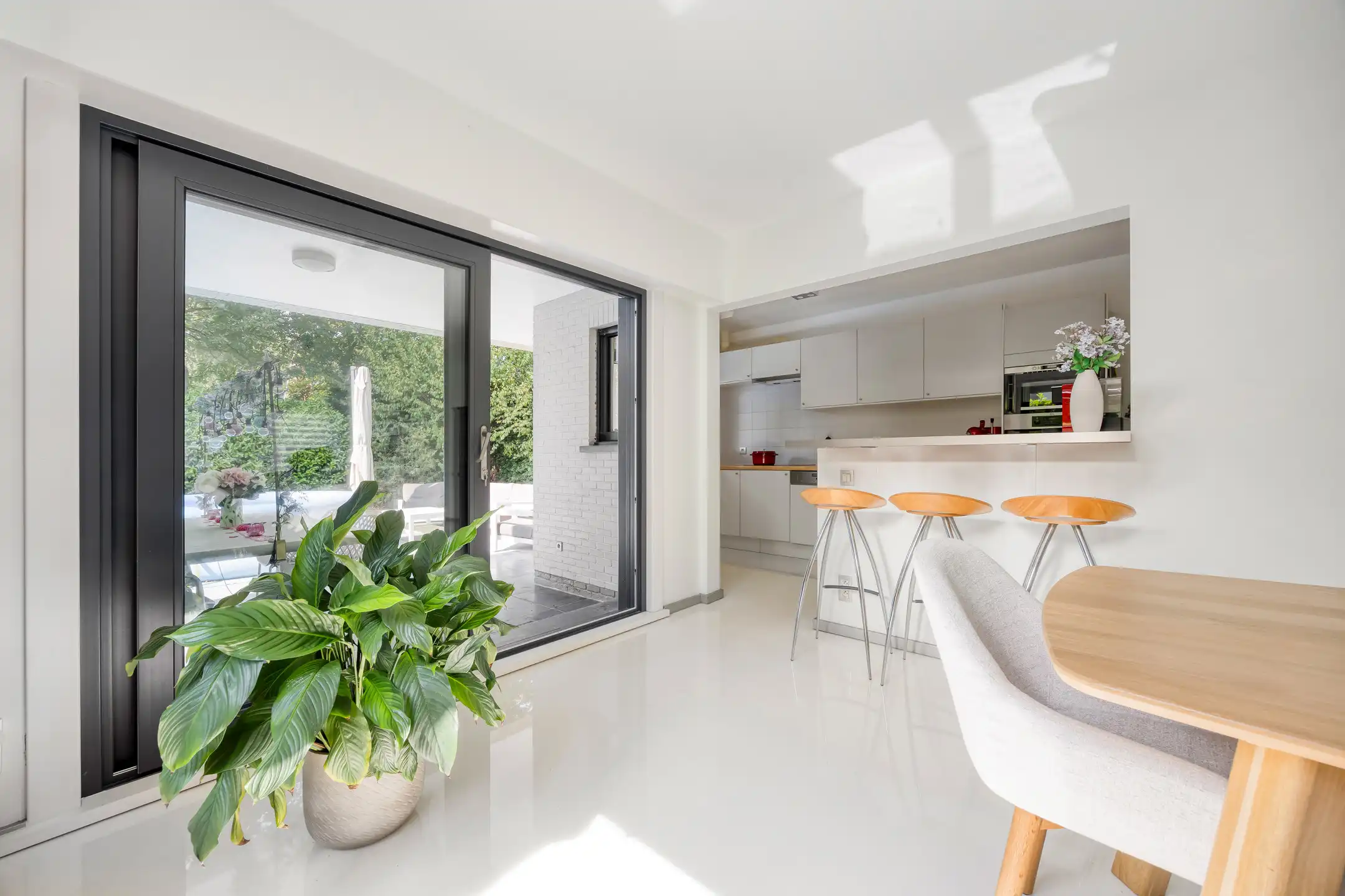 Wonen in alle rust in het groene Hertebos foto 15