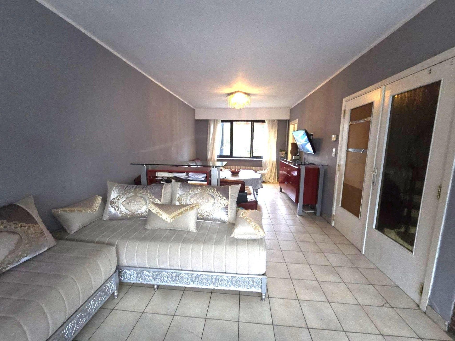 Charmante bel-etagewoning met 3 slaapkamers, ruime garage en zolder foto 3