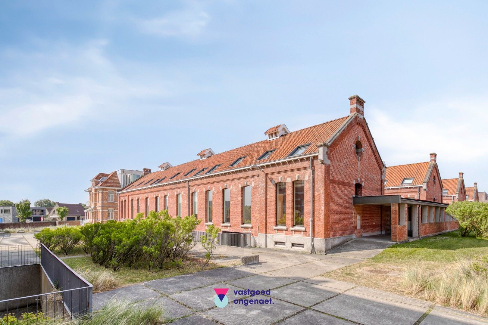 ()=>{if(producerUpdateValueVersion(node),producerAccessed(node),node.value===ERRORED)throw node.error;return node.value} Vlierstraat 3 - 8400 Oostende
