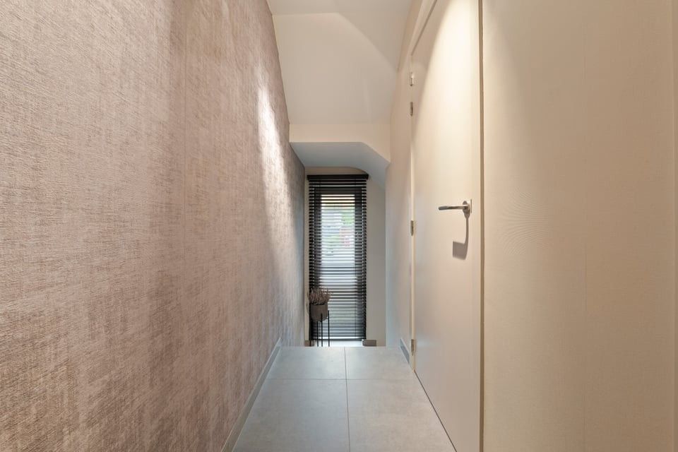 RECENTE ENERGIEZUINIGE WONING MET 3 SLAAPKAMERS, GARAGE EN ZONNIGE TUIN foto 33