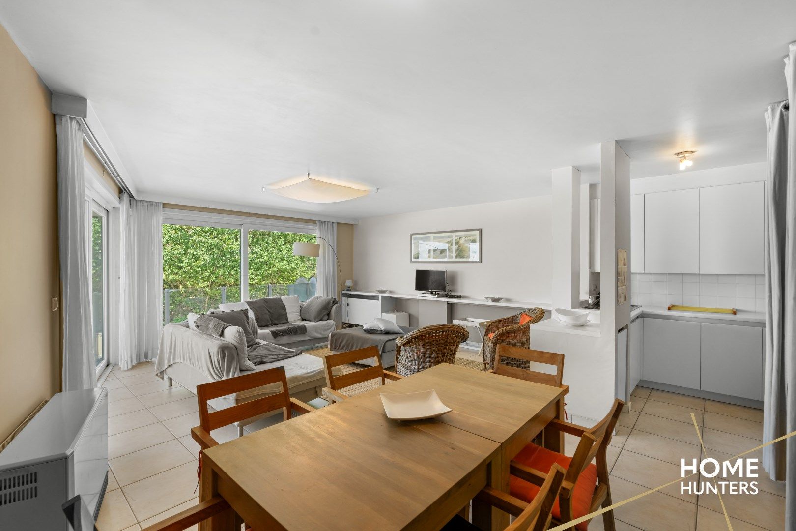 Uniek 2 slaapkamer appartement met zicht op zee en duinen foto 12