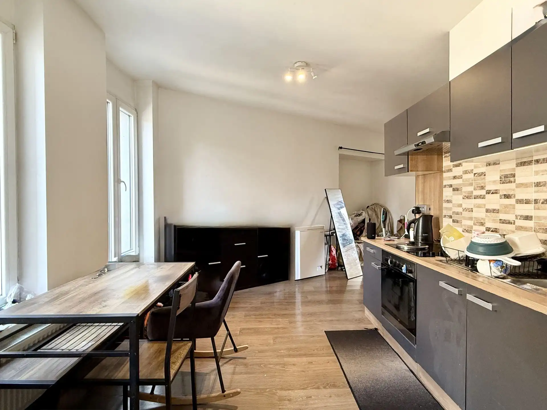 Modern eenslaapkamerappartement in het centrum van Ath foto 4