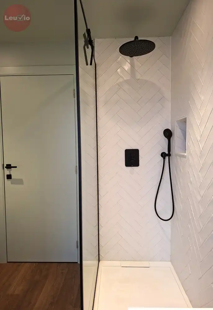 Ruime woning op uitstekende locatie foto 34