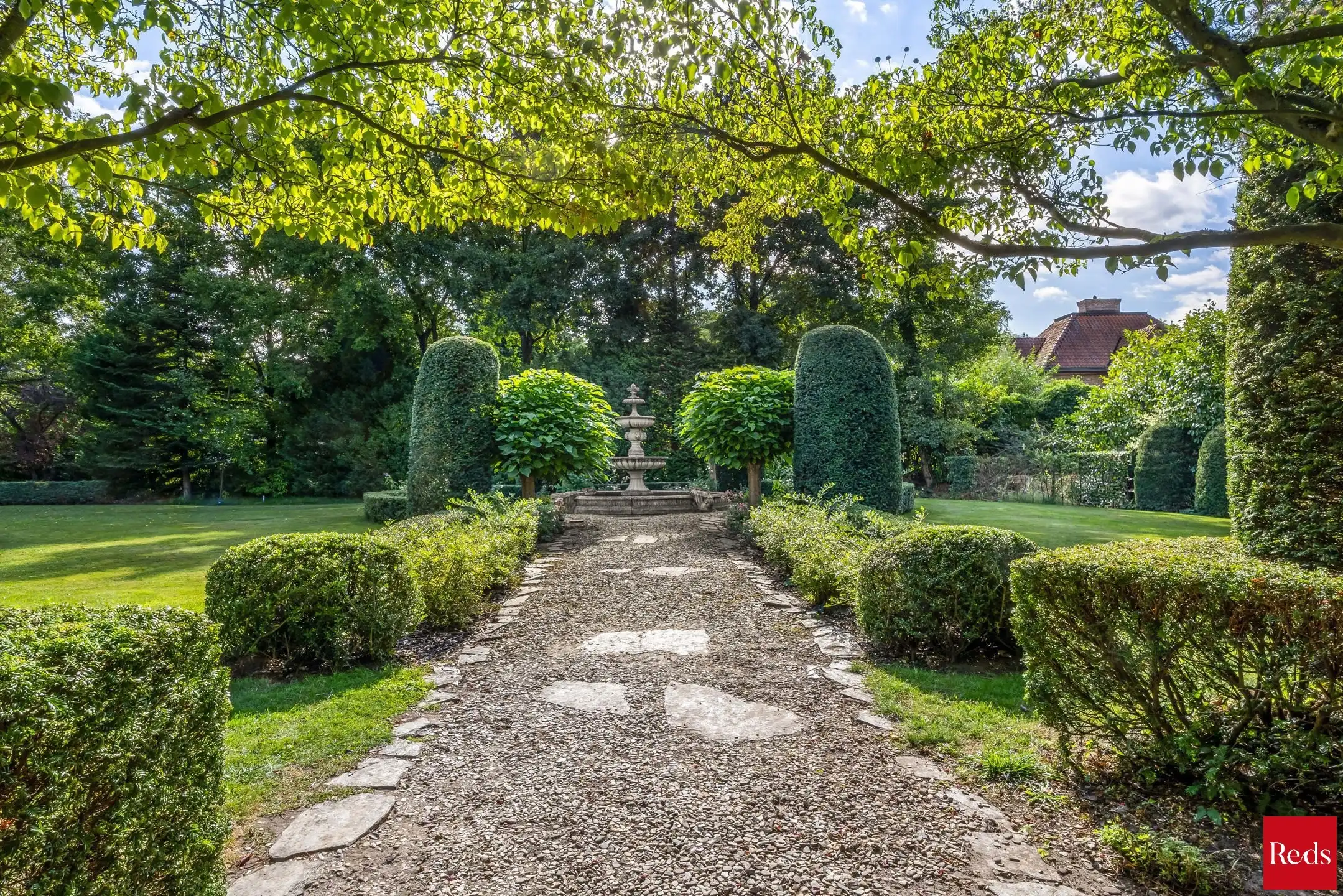 Prestigieuze villa met zwembad op 3.528 m² op toplocatie! foto 16