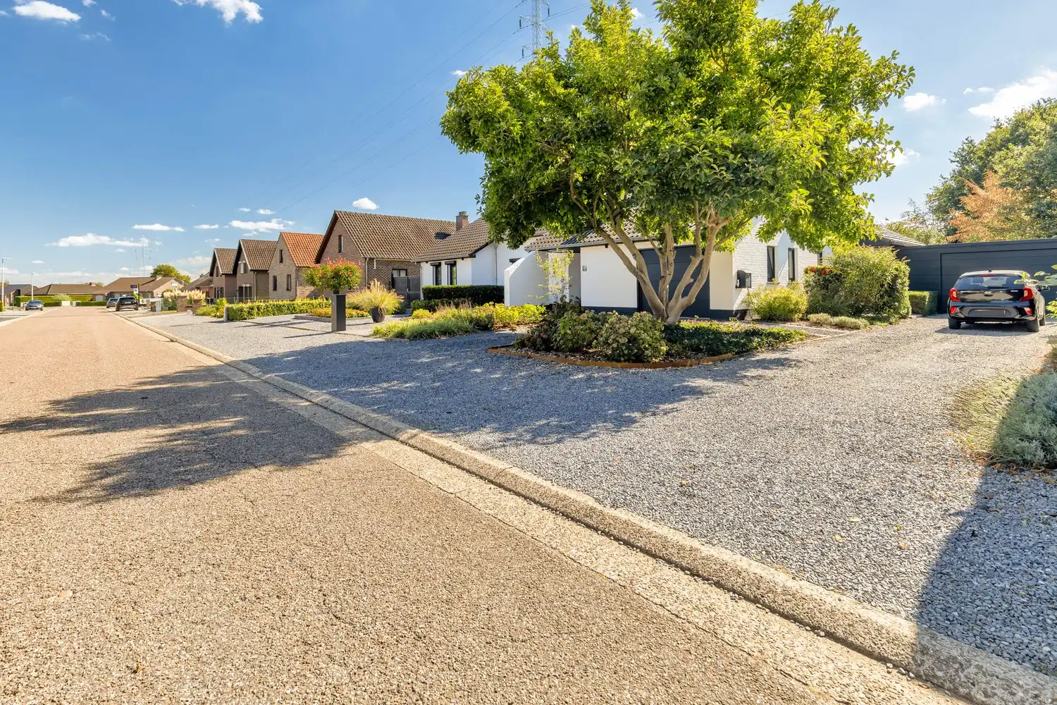 Uitzonderlijke, instapklare woning in Gellik waar stijlvol gelijkvloers wonen en hedendaags comfort samenkomen tot een uniek geheel! foto 45