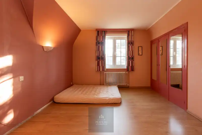 Grote villa op 1533m² gelegen centraal in de Simli-wijk te Nieuwpoort-Bad. foto 28