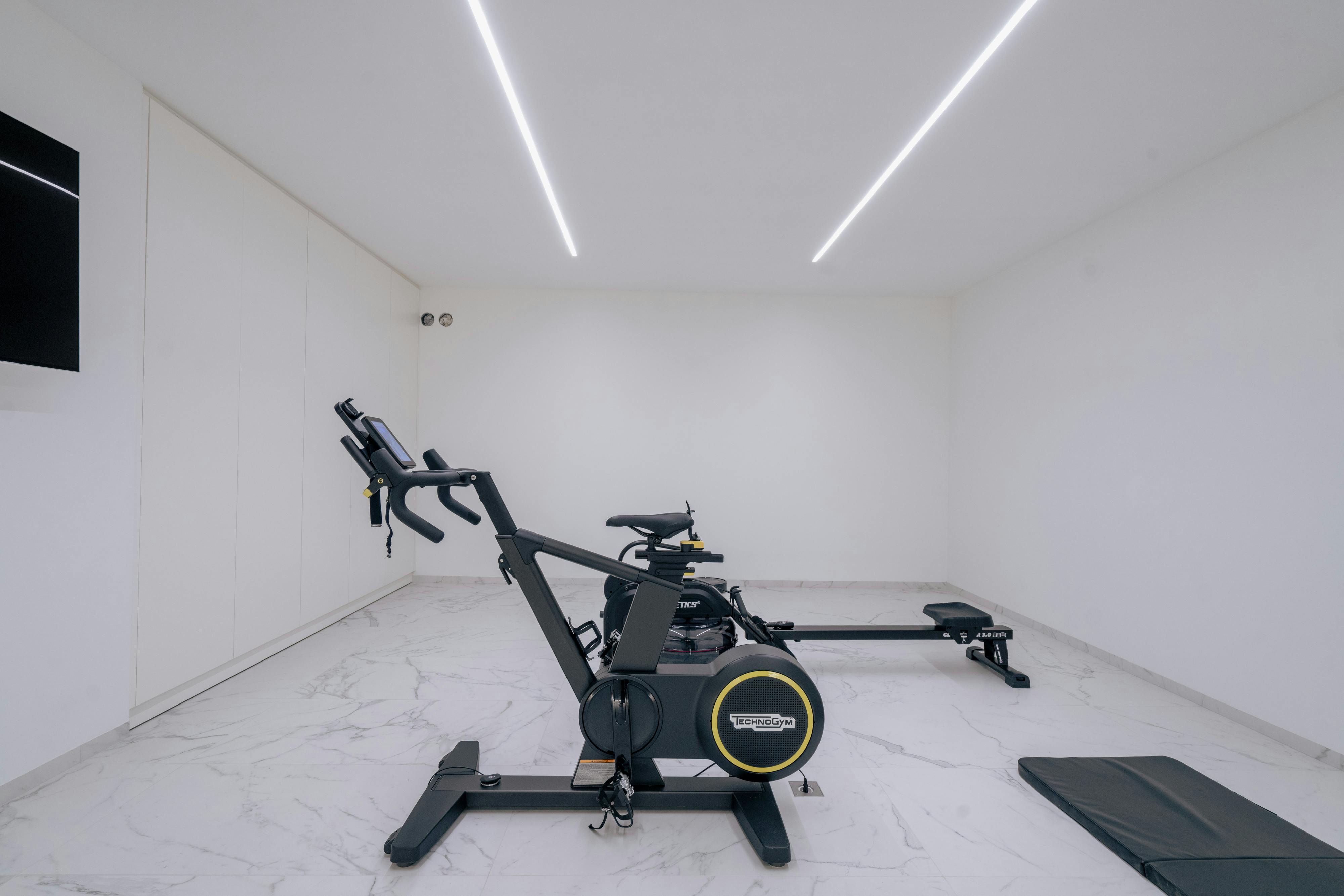 Hypermoderne strakke villa met zwembad in Gits foto 38