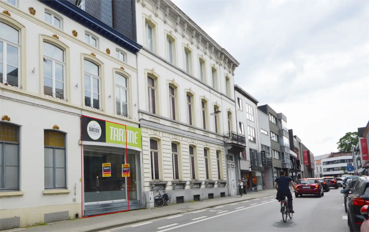 COMMERCIEEL GELIJKVLOERS MET VEEL PASSAGE foto 3