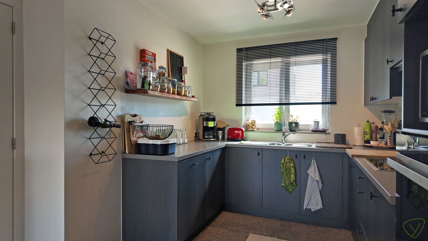 Modern wooncomfort in een rustige, residentiële omgeving te Eeklo! foto 4
