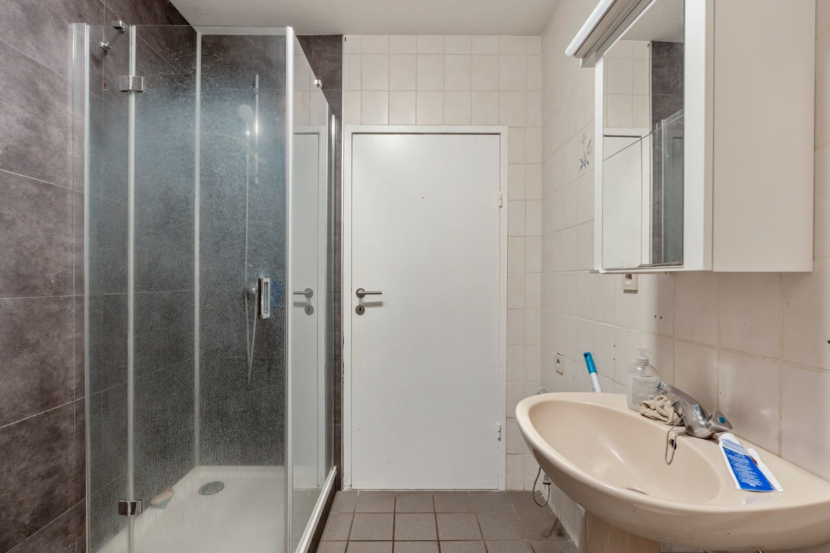 Appartement op de eerste verdieping met 2 slaapkamers,  ideaal voor starters of als investeringseigendom. foto 11