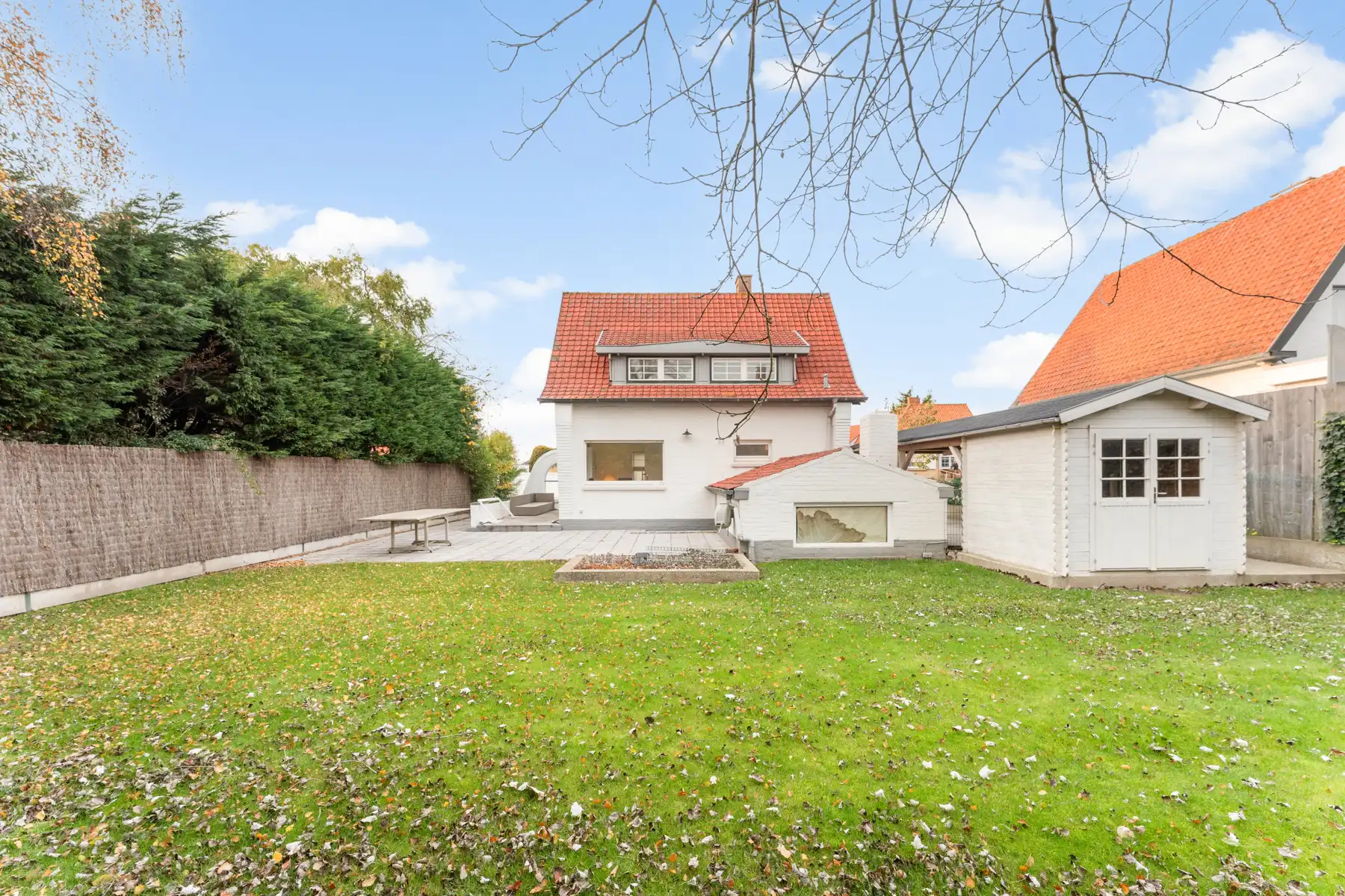 Charmante kustvilla vlakbij centrum en zee foto 24