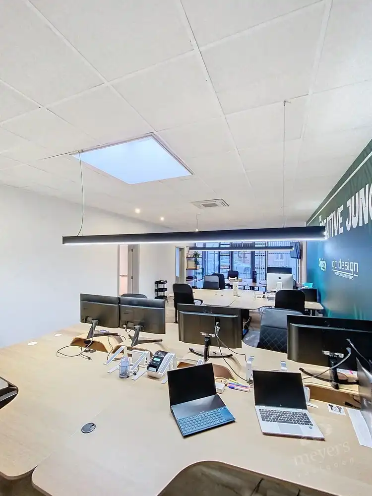 Veelzijdige kantoor- en handelsruimte van circa 155 m² in het centrum van Alken foto 5