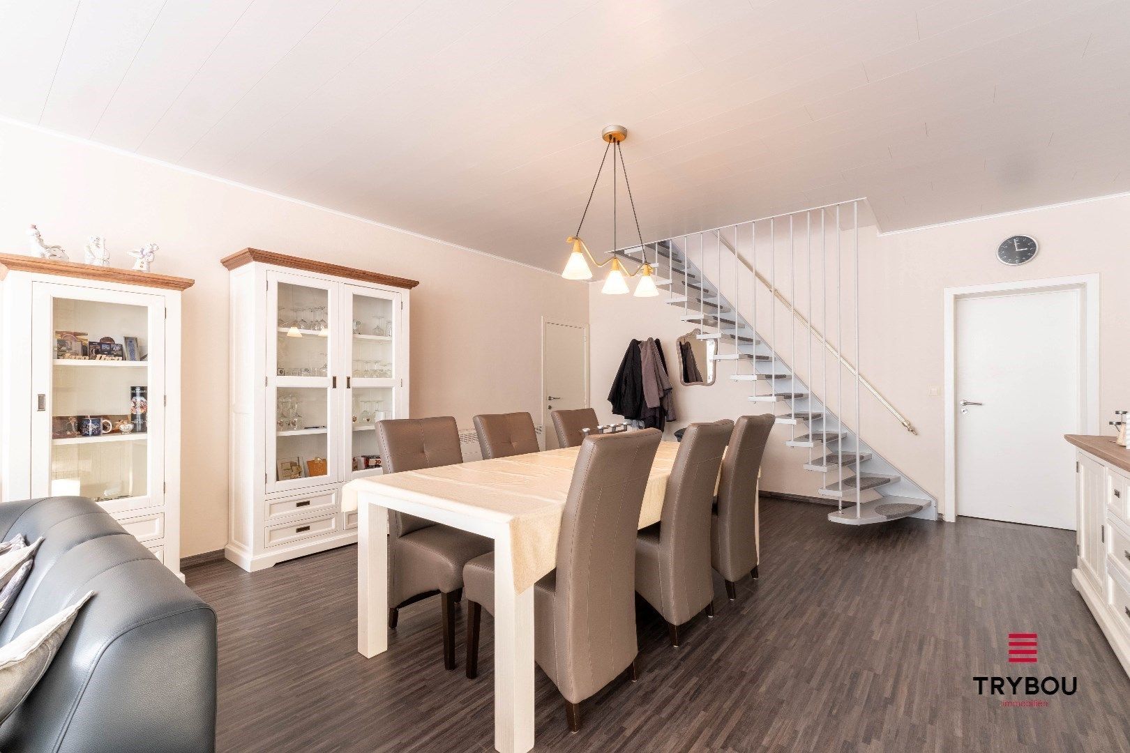 Kwalitatieve karakterwoning met ruime garage, pal in het centrum van Houthulst foto 8