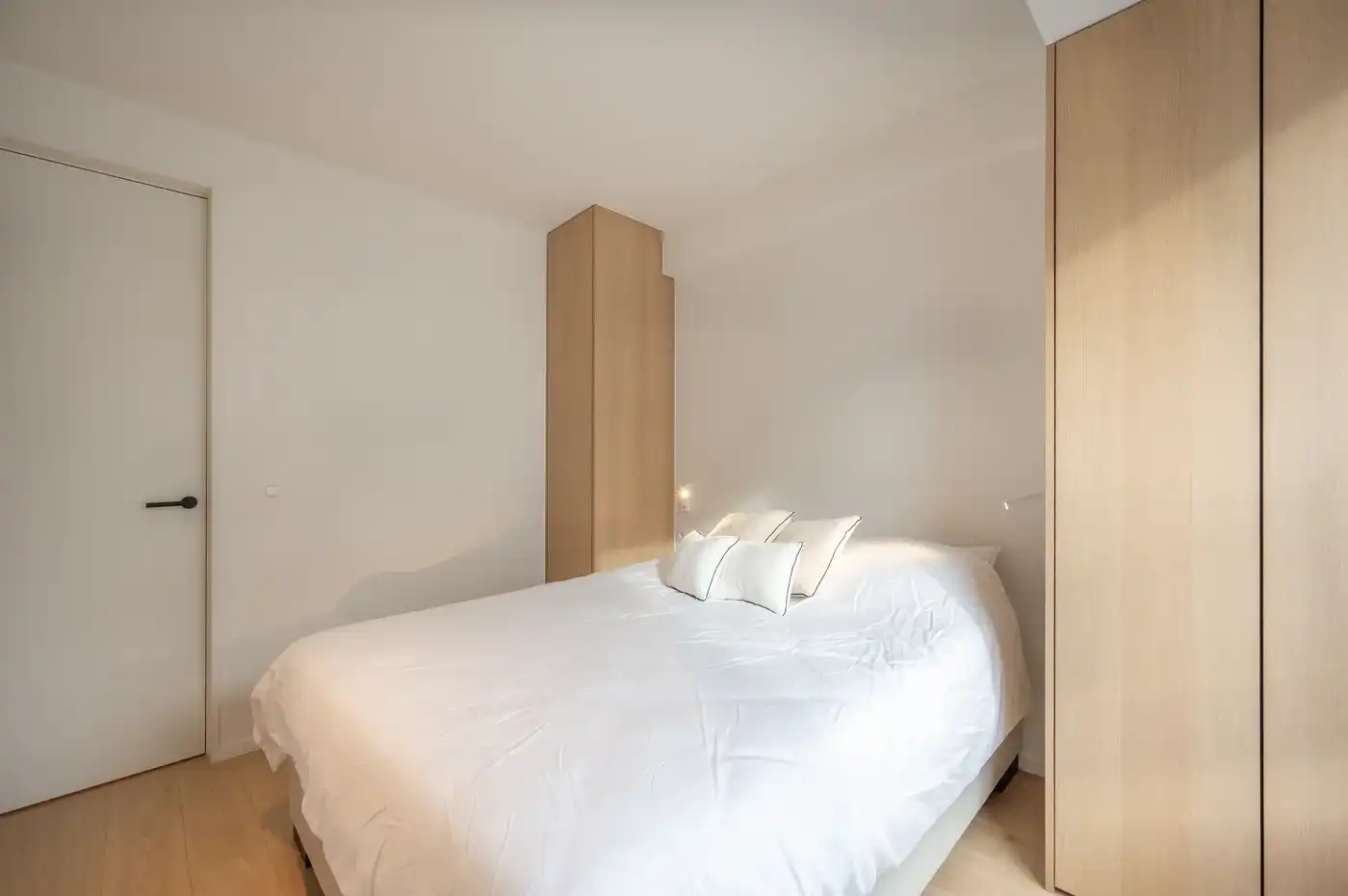 Prachtig gerenoveerd 2-slaapkamerappartement op de Lippenslaan in Knokke foto 14