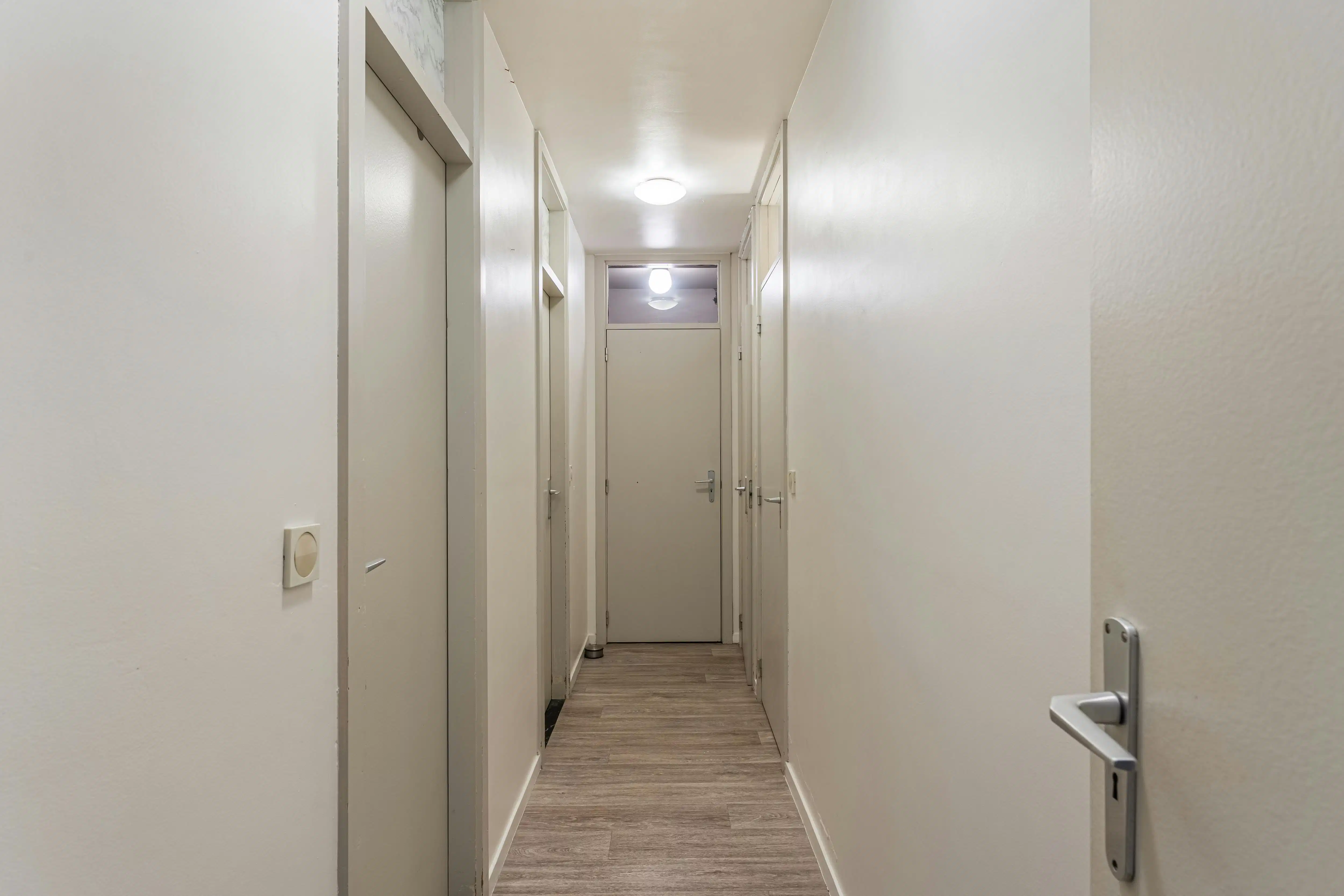 Gezellig appartement met 2 slaapkamers en autostandplaats in Hasselt foto 6