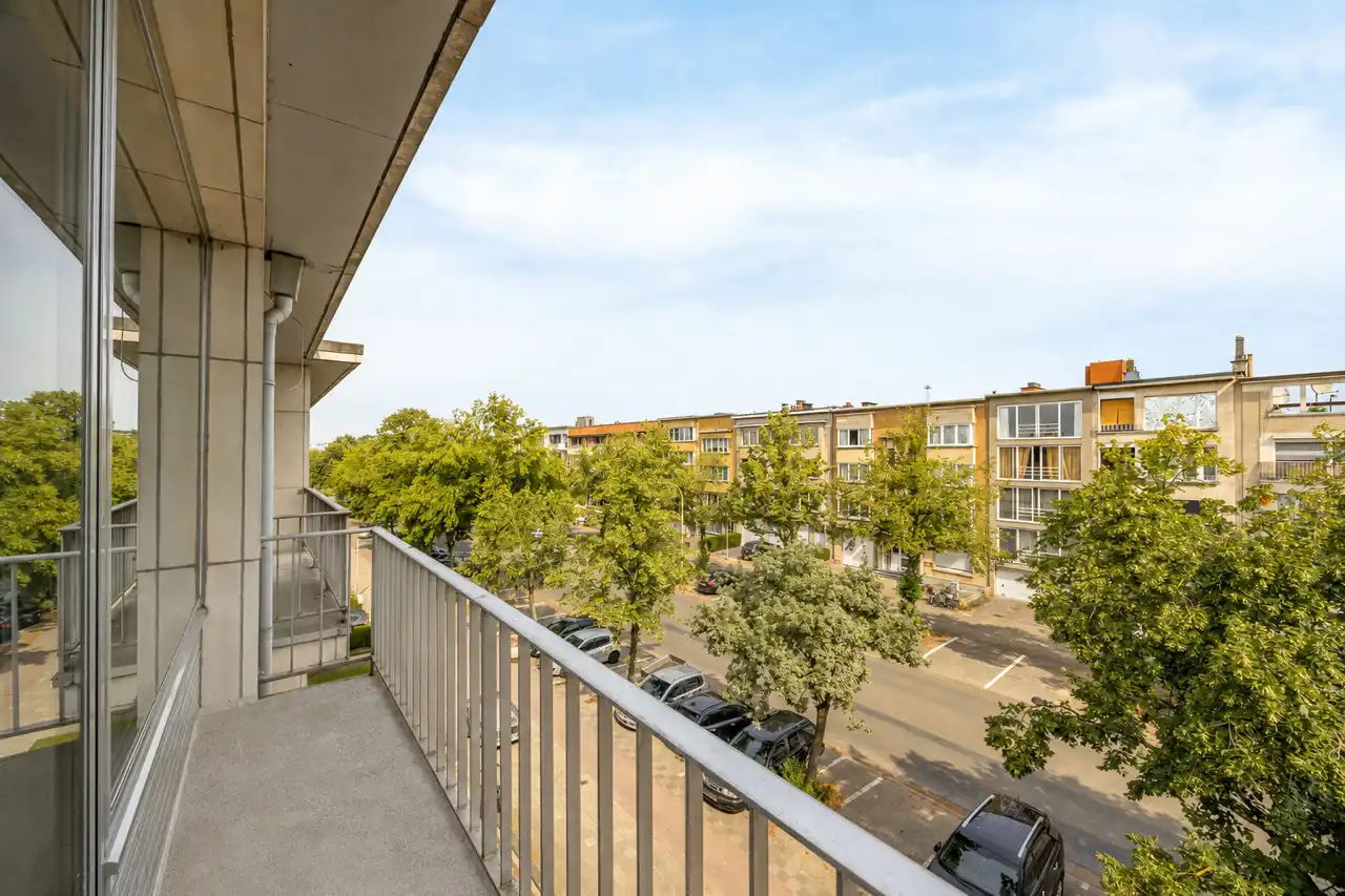 Instapklaar en smaakvol gerenoveerd appartement met 2 slaapkamers op een uitstekende locatie op de grens Deurne/Borgerhout foto 10