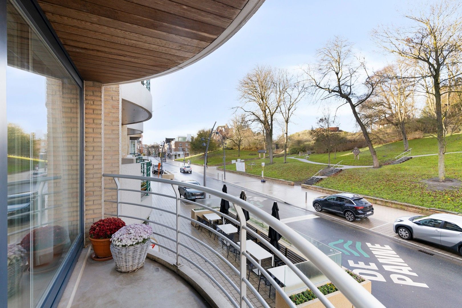 Instapklaar investeringsappartement met uitzicht op het park! foto 14