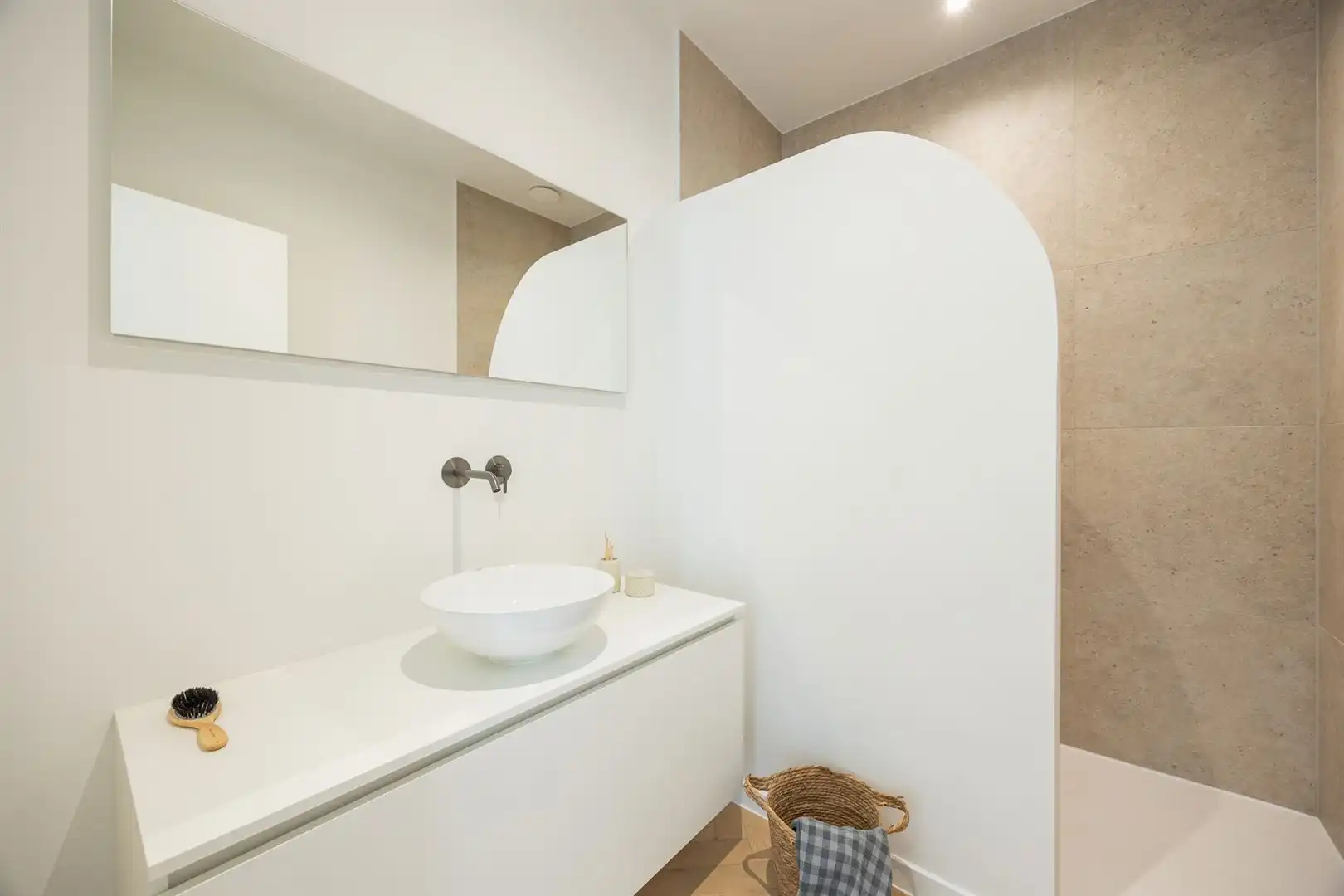 Luxueuze gerenoveerde herenwoning op toplocatie foto 23