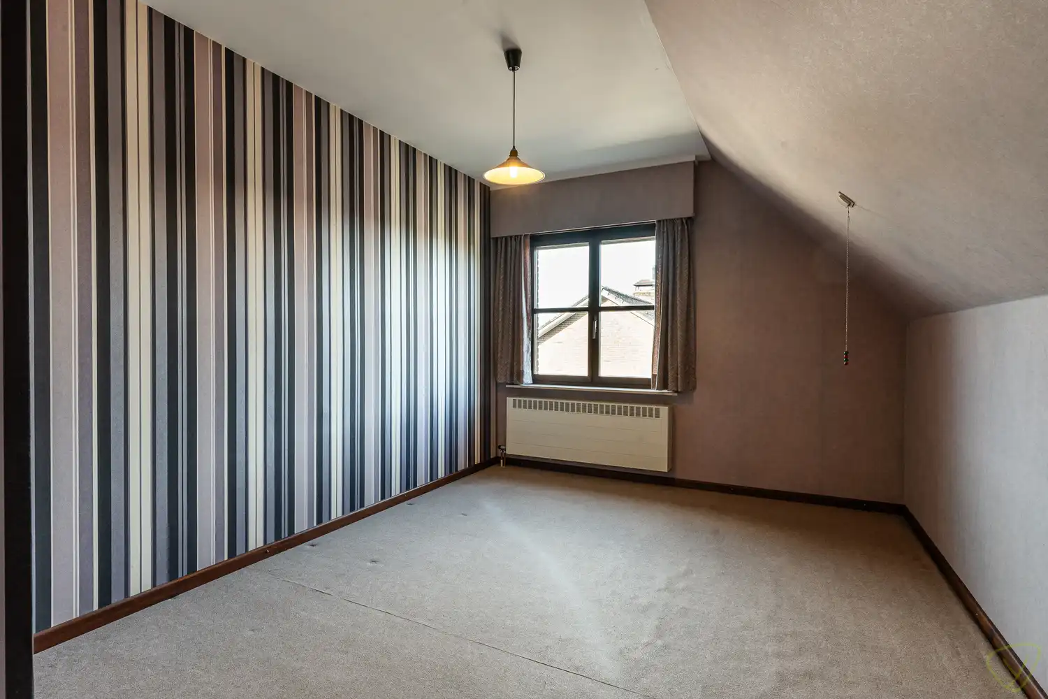 Charmant huis te koop op een gunsitge locatie in Oosteeklo - Perfect voor wie op zoek is naar een nieuwe thuis in alle rust! foto 17