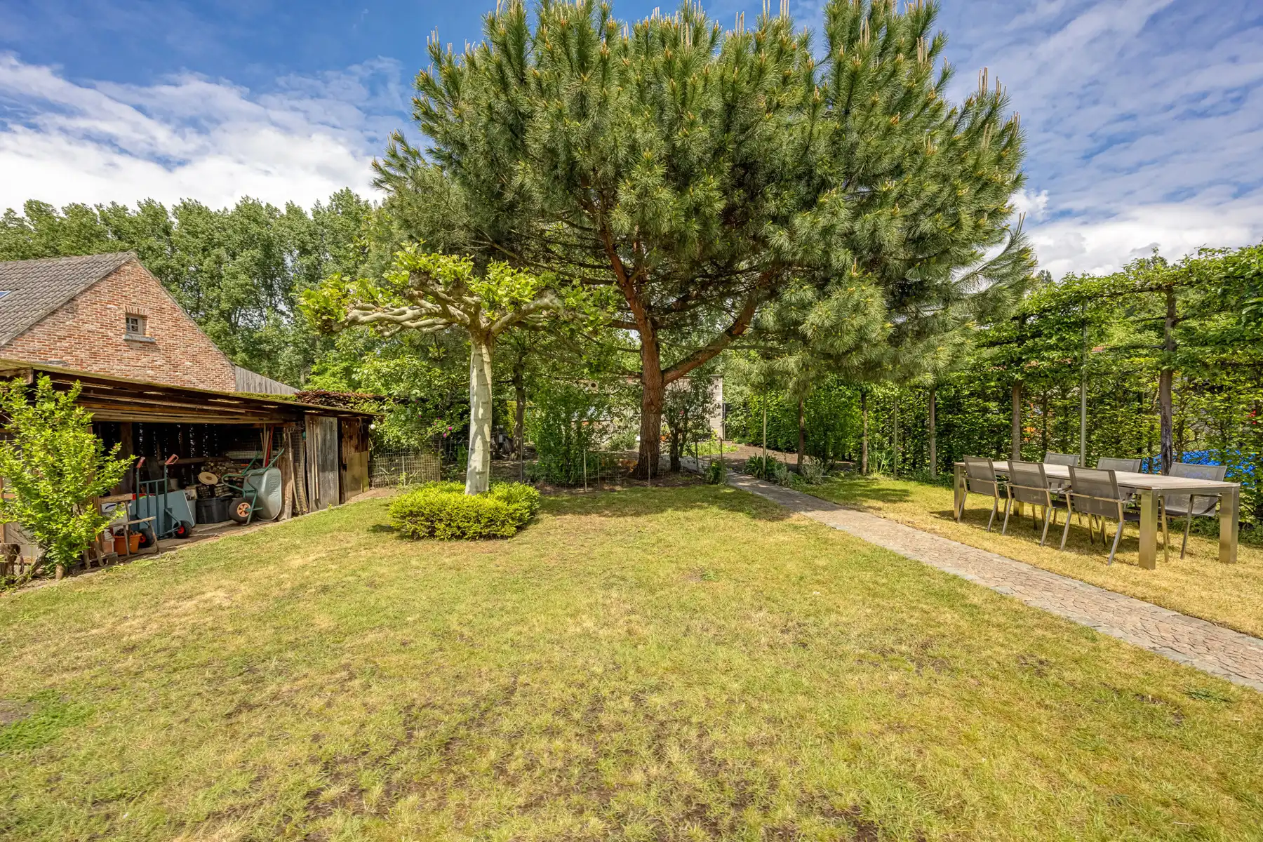 Degelijke en energiezuinige villa  op ca. 1000 m2 foto 29
