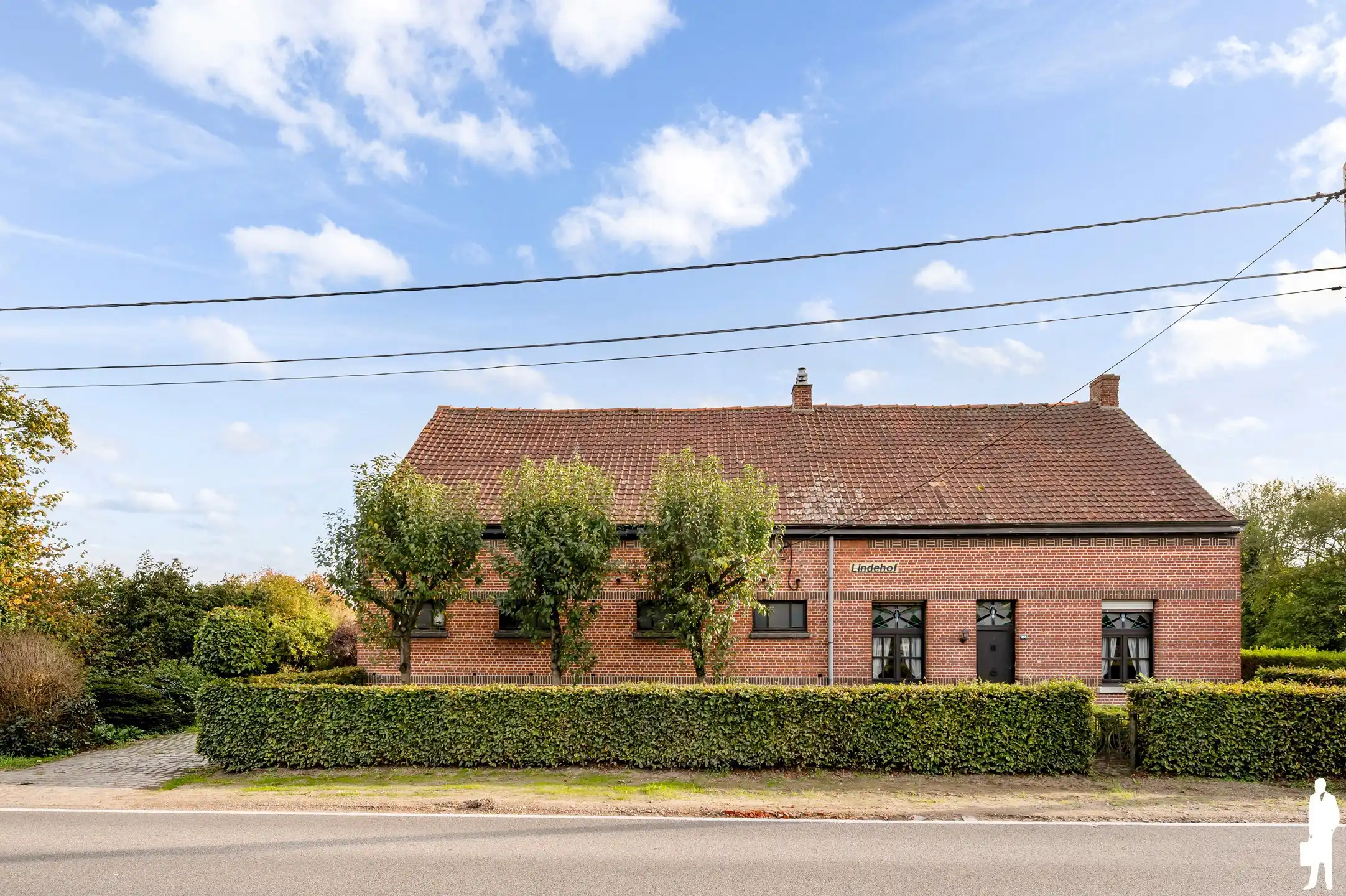 Karaktervolle boerderij met bijgebouw en schuur, met flexibele aankoopmogelijkheden tot ca. 3,57 ha foto 2