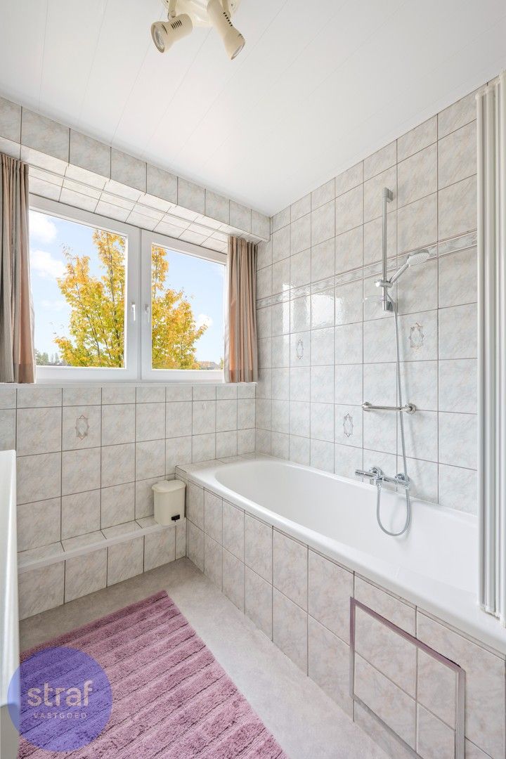 Bel-etage met drie ruime slaapkamers en een gezellige tuin foto 11