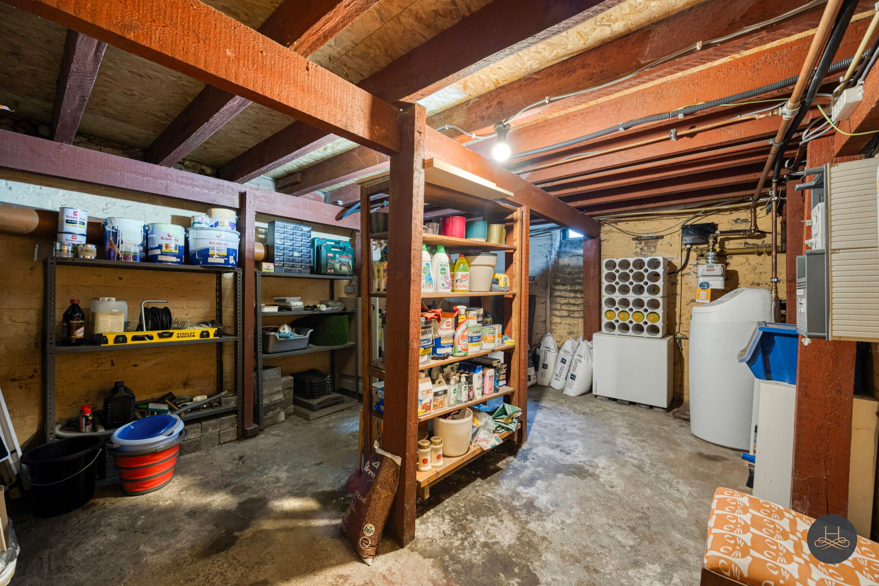 Karaktervol herenhuis met gezellige tuin en garagebox foto 37