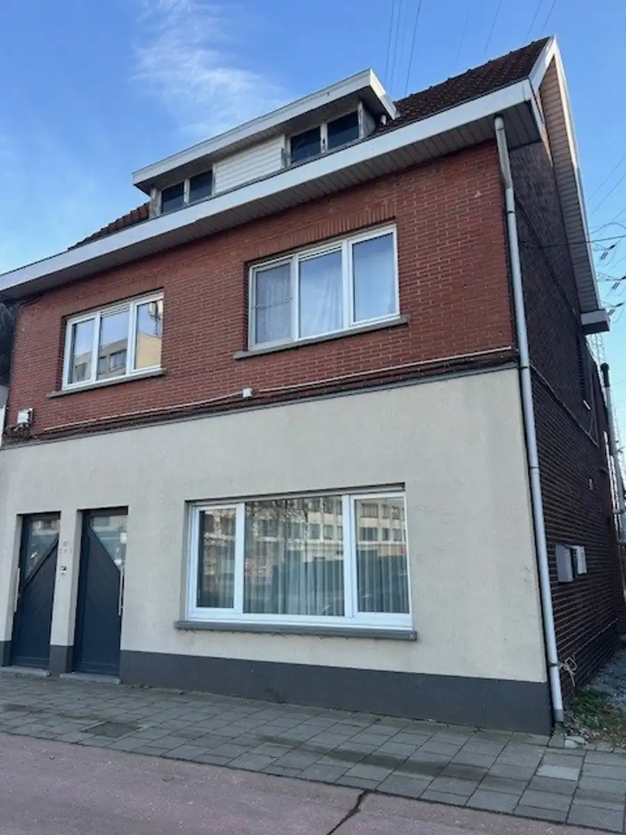 Appartement te huur foto {{pictureIndex}}