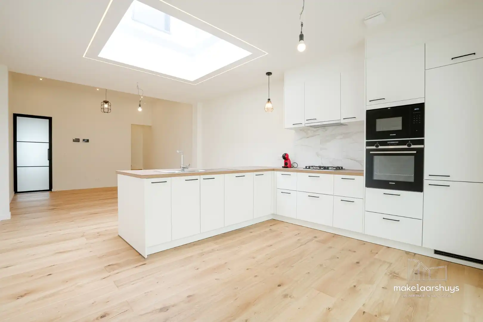 CO-Housing - Gunstig gelegen woning met 4 slpks in Mariakerke foto 4