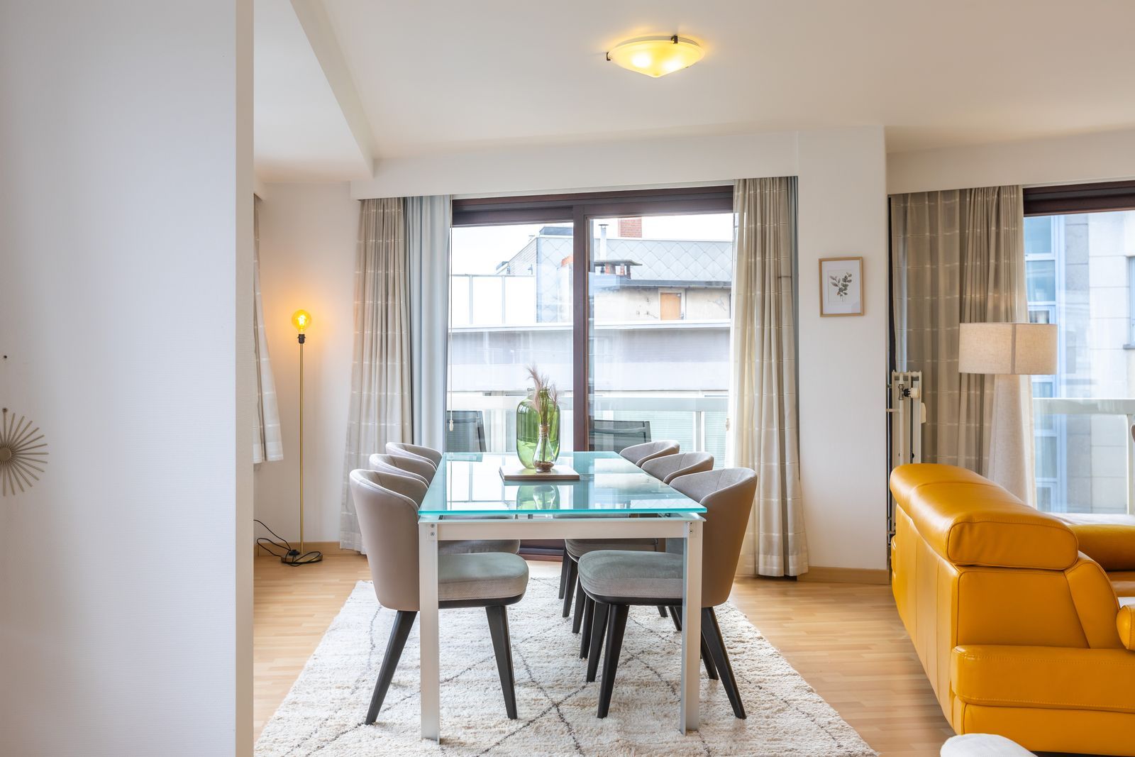 Royaal appartement 137m2 met 2 slpk, terras en lateraal zeezicht in top residentie foto 7