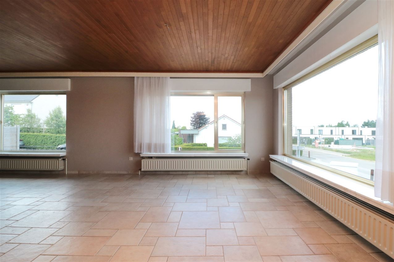 degelijk en verzorgd,  mooi overdekt terras, goede locatie foto 17