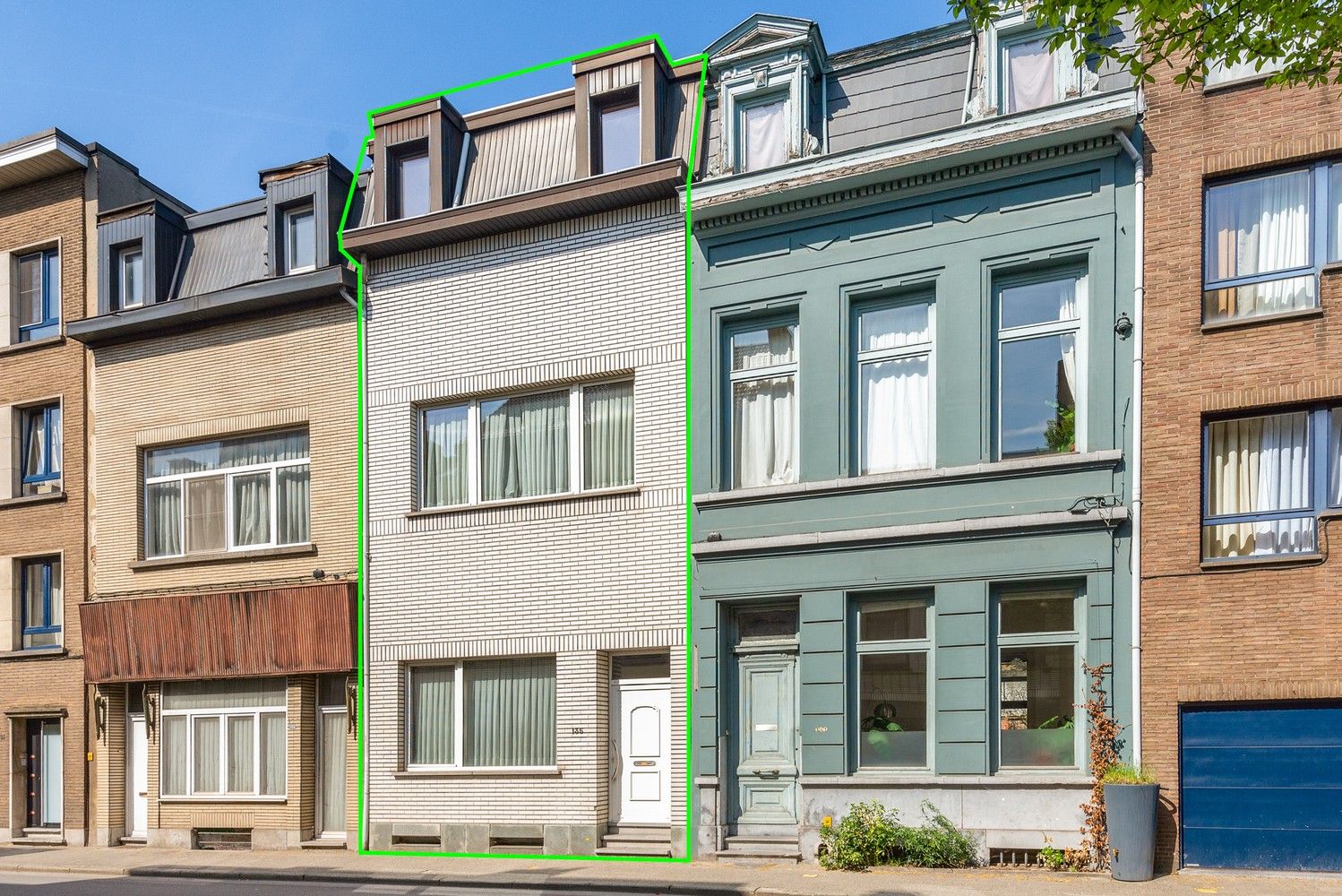 Ruime gezinswoning met 5 à 6 slaapkamers en ruime tuin te Antwerpen! foto 3