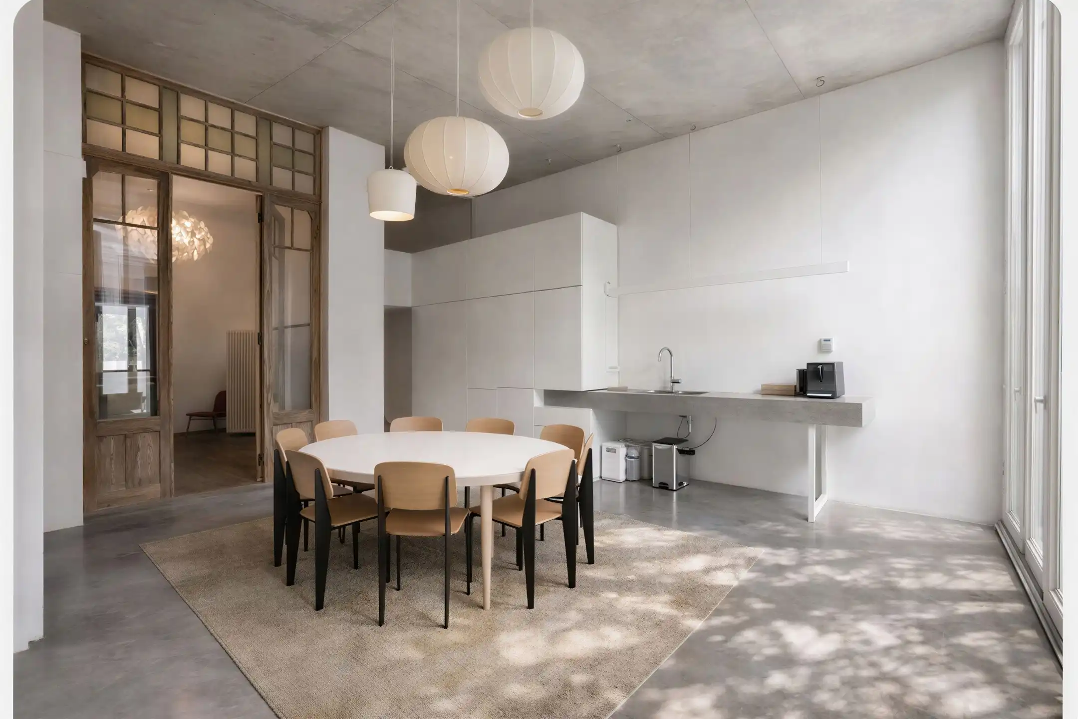 ANTWERPEN - Architecturaal Art Nouveau-pand top gerenoveerd foto 2