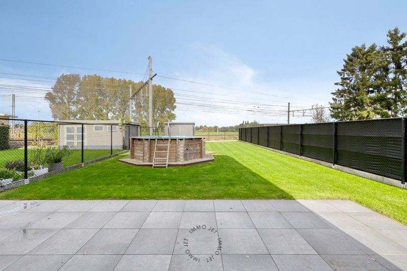 Moderne halfopen woning met 4 slaapkamers en zonnepanelen in Nieuwkerken-Waas foto 18