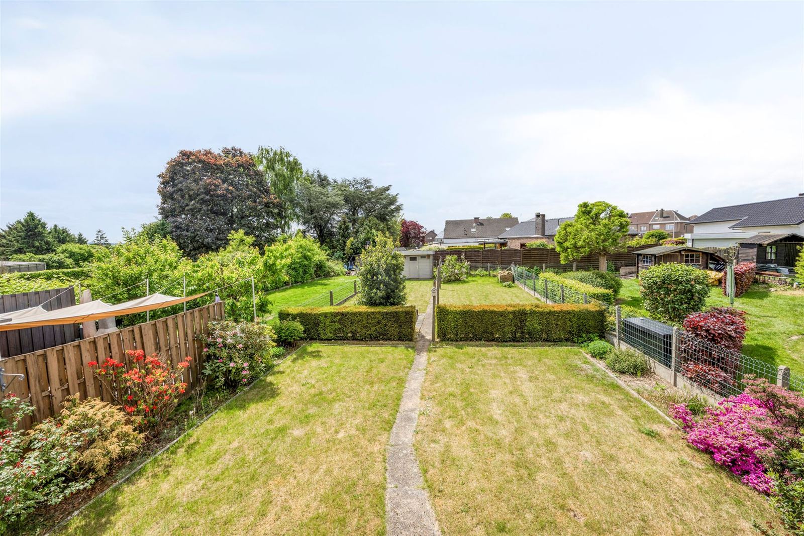 Ruime en zeer goed onderhouden 3-gevelwoning (EPC C) met garage foto 28