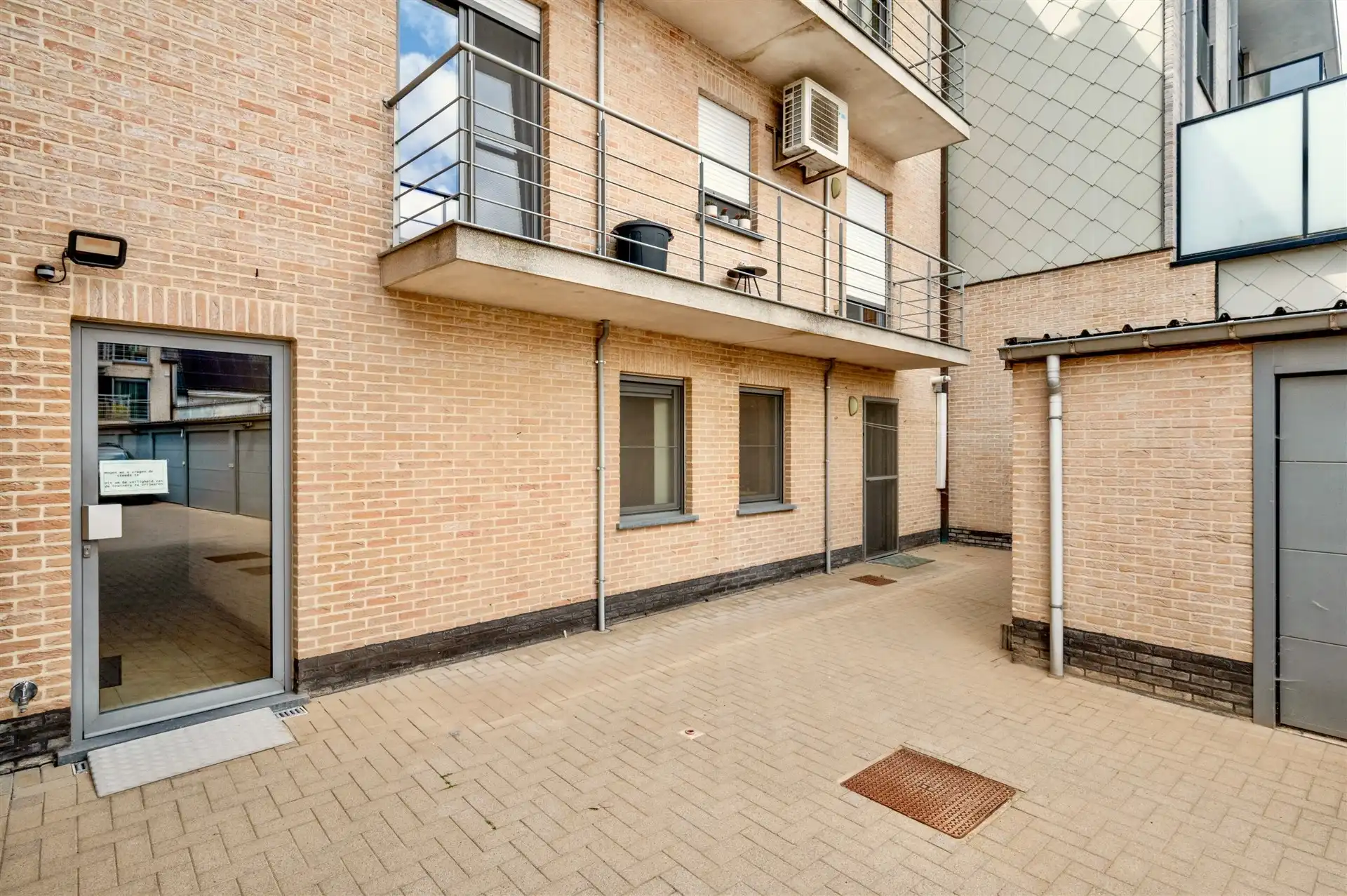 Uiterst centraal gelegen appartement met 2 slpks foto 20