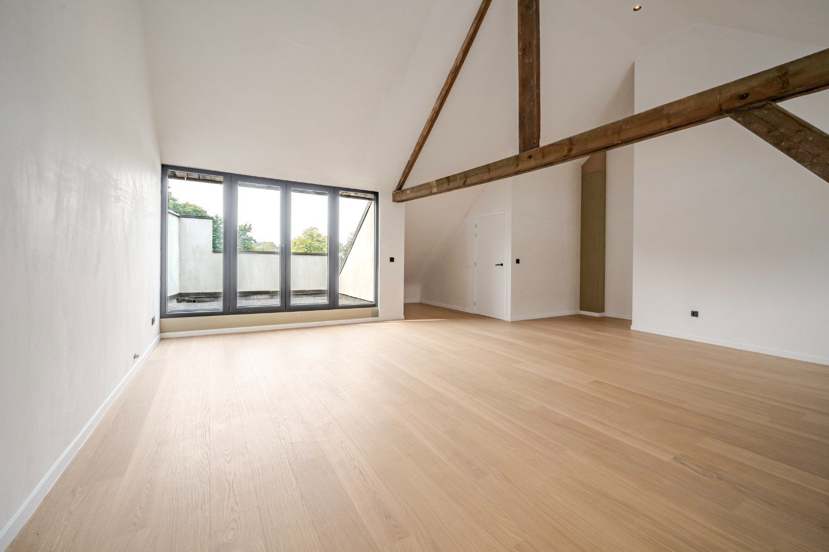 Riante stadswoning in centrum Maldegem foto 18