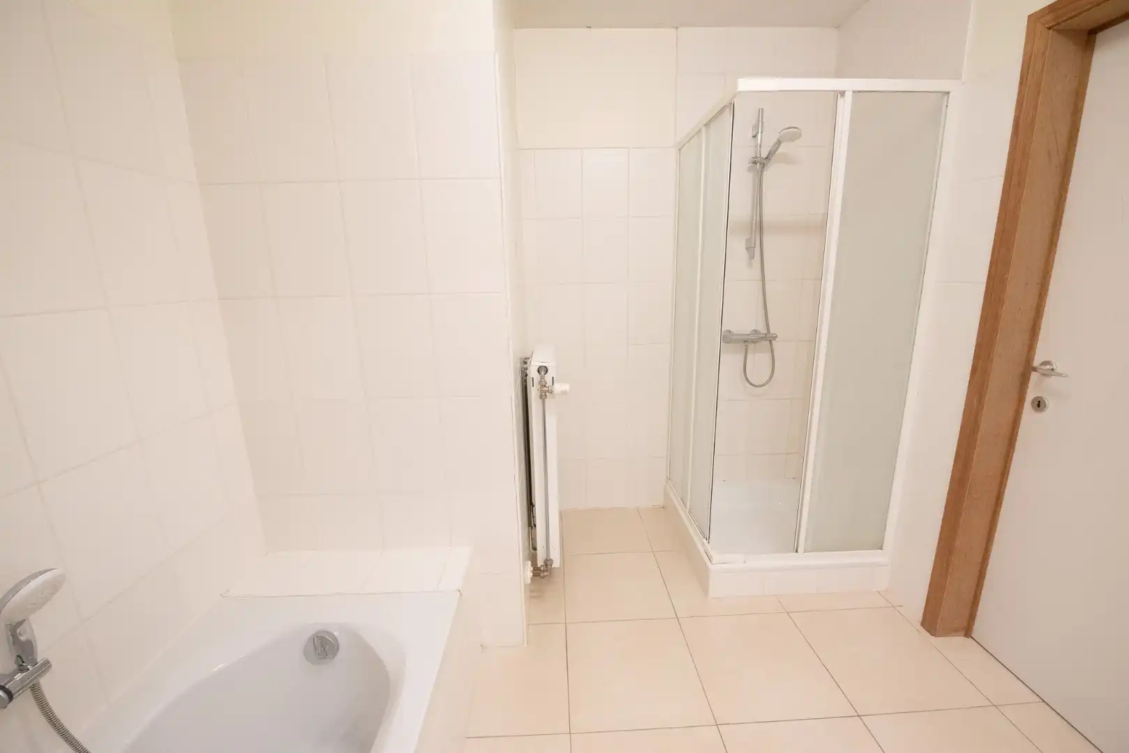 Instapklaar appartement met 2 slaapkamers te huur in Waregem foto 10