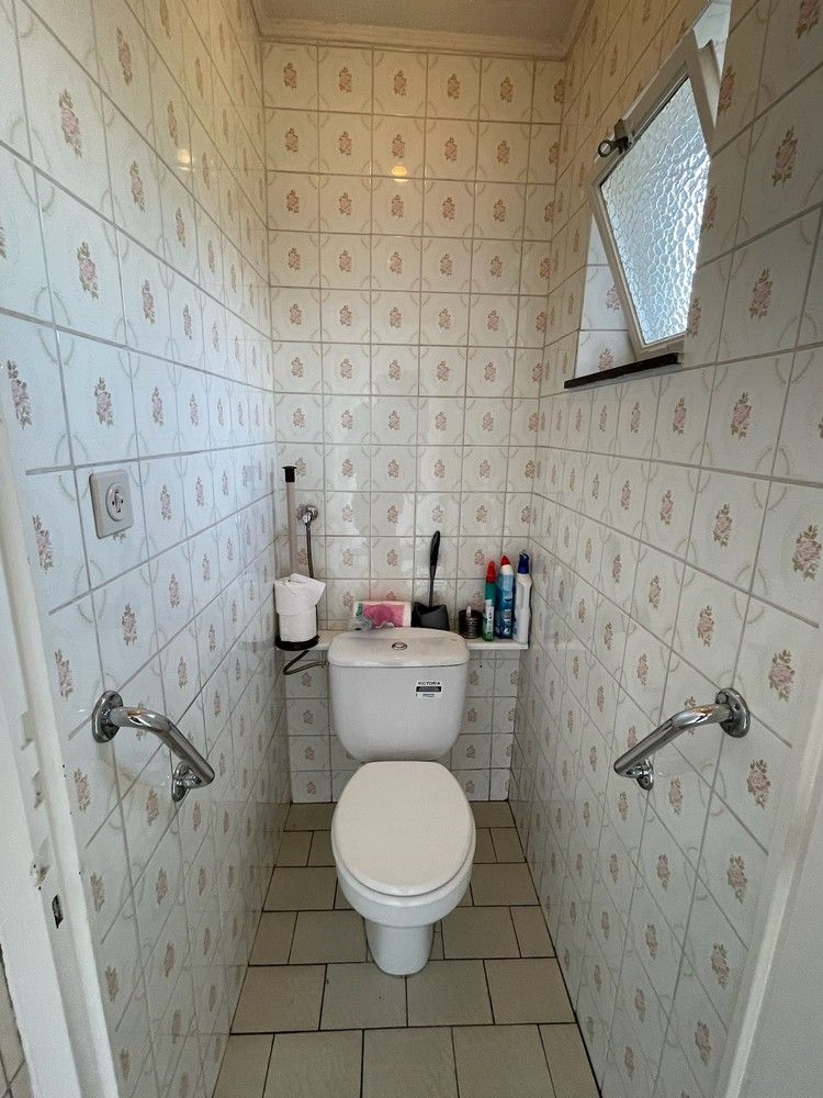 Genk, Gansenwijer 12. Ruime woning met 4 slaapkamers, bureau, veranda, garage, tuinhuis en grote tuin op een perceel van 27a 08ca. foto 21