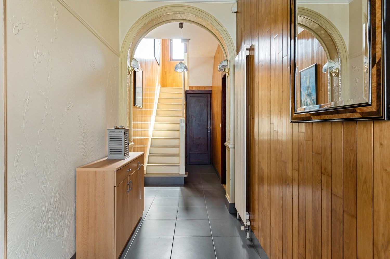 Huis met 3 - 4 slaapkamers, tuin en grote kelder in Wommelgem! foto 2