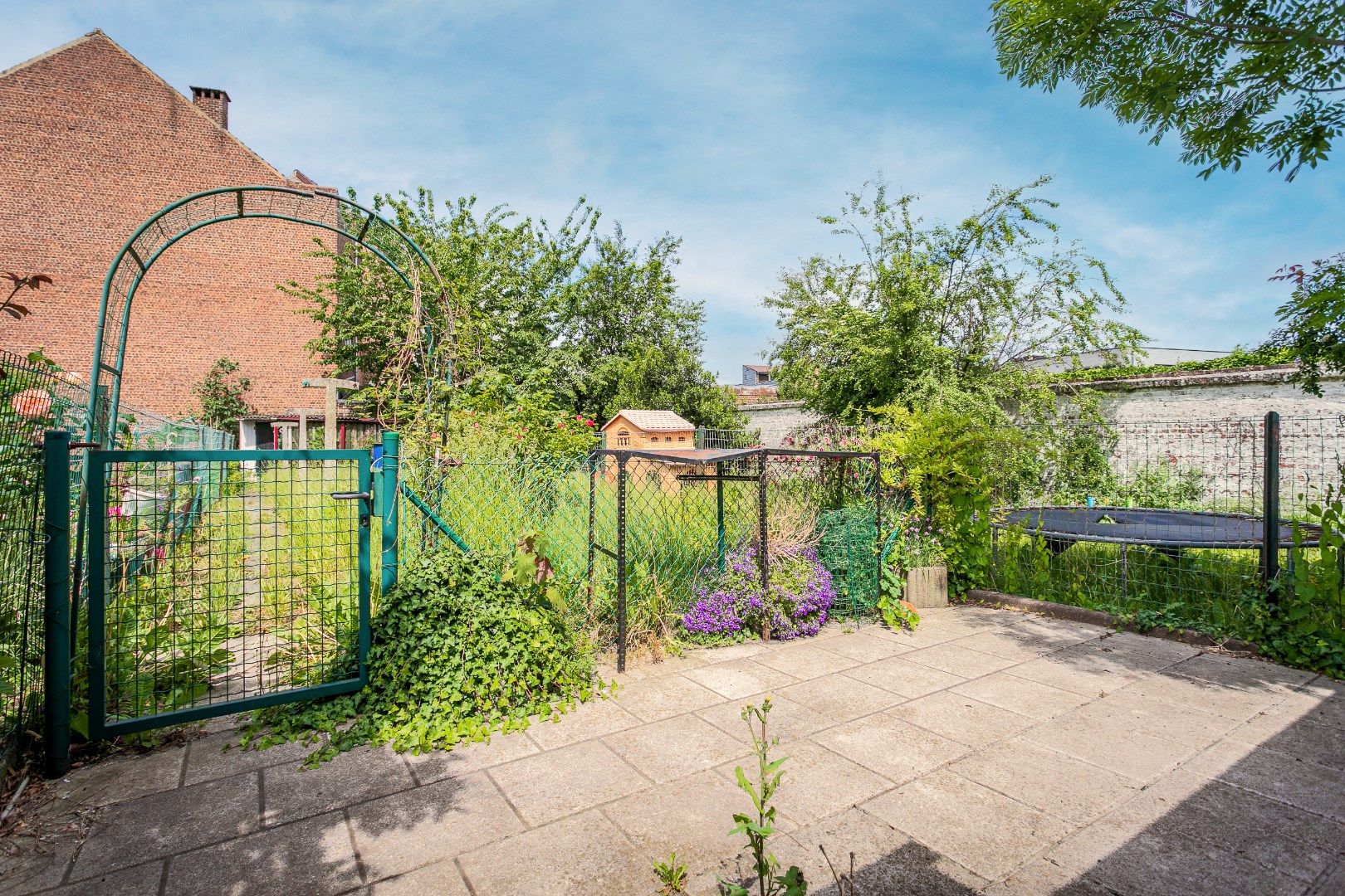 Ruime woning centrum Halle, 4 slpks en tuin foto 8