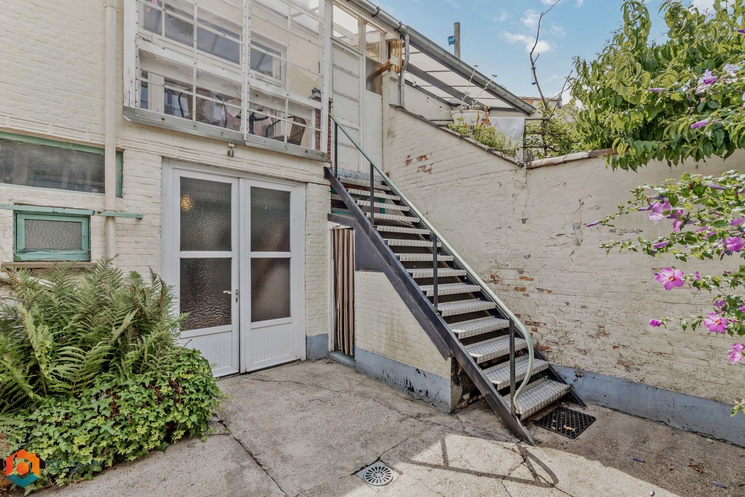 Te renoveren woning met veel potentieel in hartje Mechelen foto 22