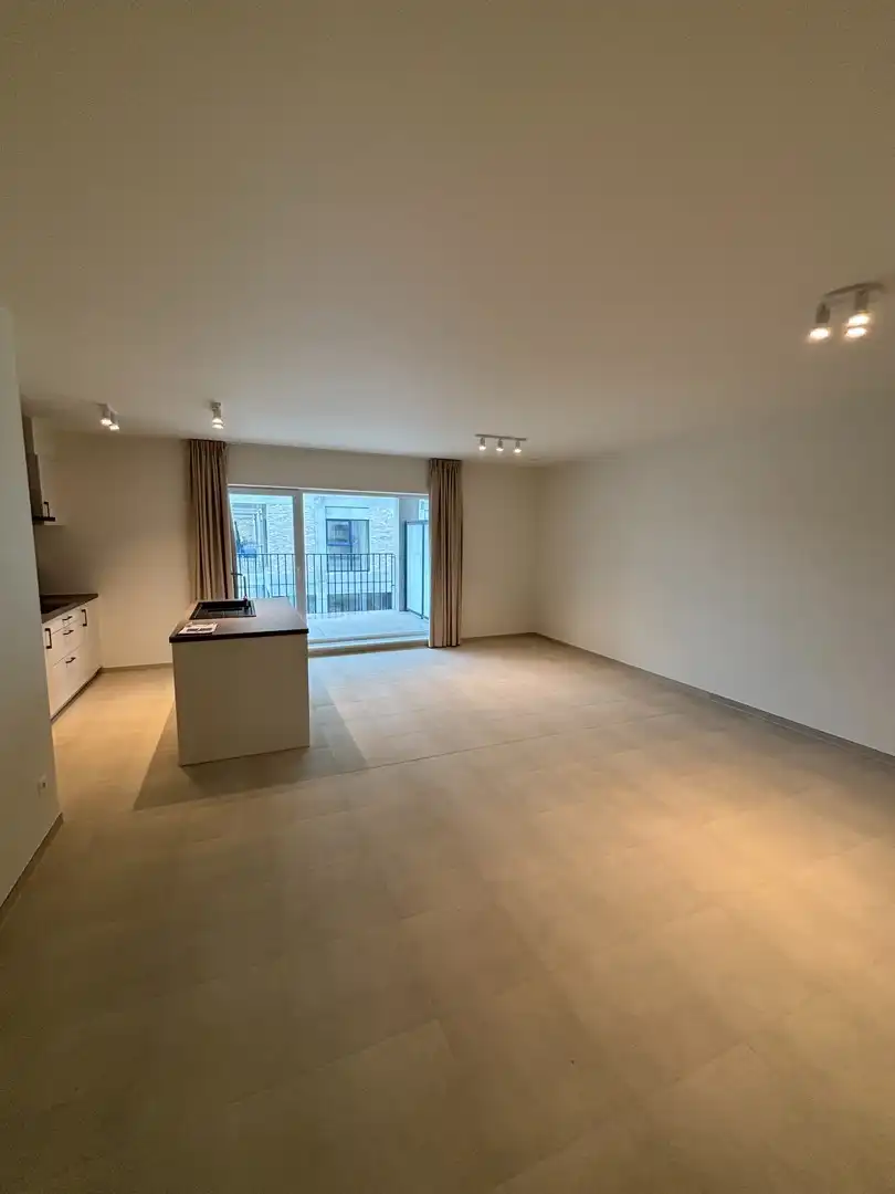 Nieuwbouw 2-slaapkamerappartement met terras foto 22