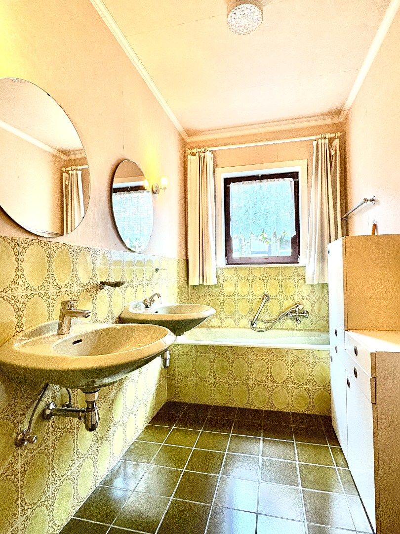 Gelijkvloerse villa op 614 m² met 3 slks en een inpandige garage. foto 14