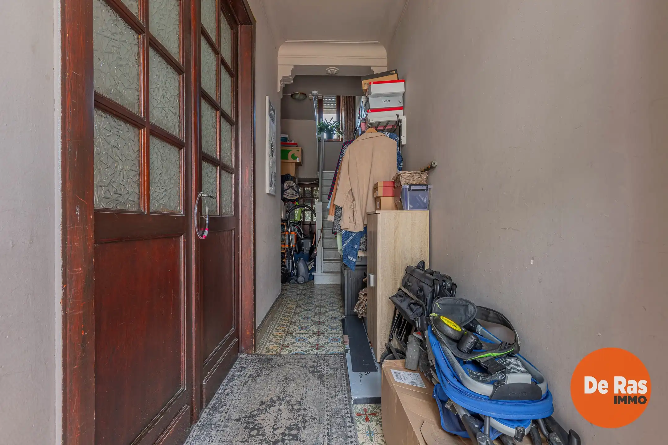 LEDE - Te renoveren woning met 4 slaapkamers nabij centrum foto 2